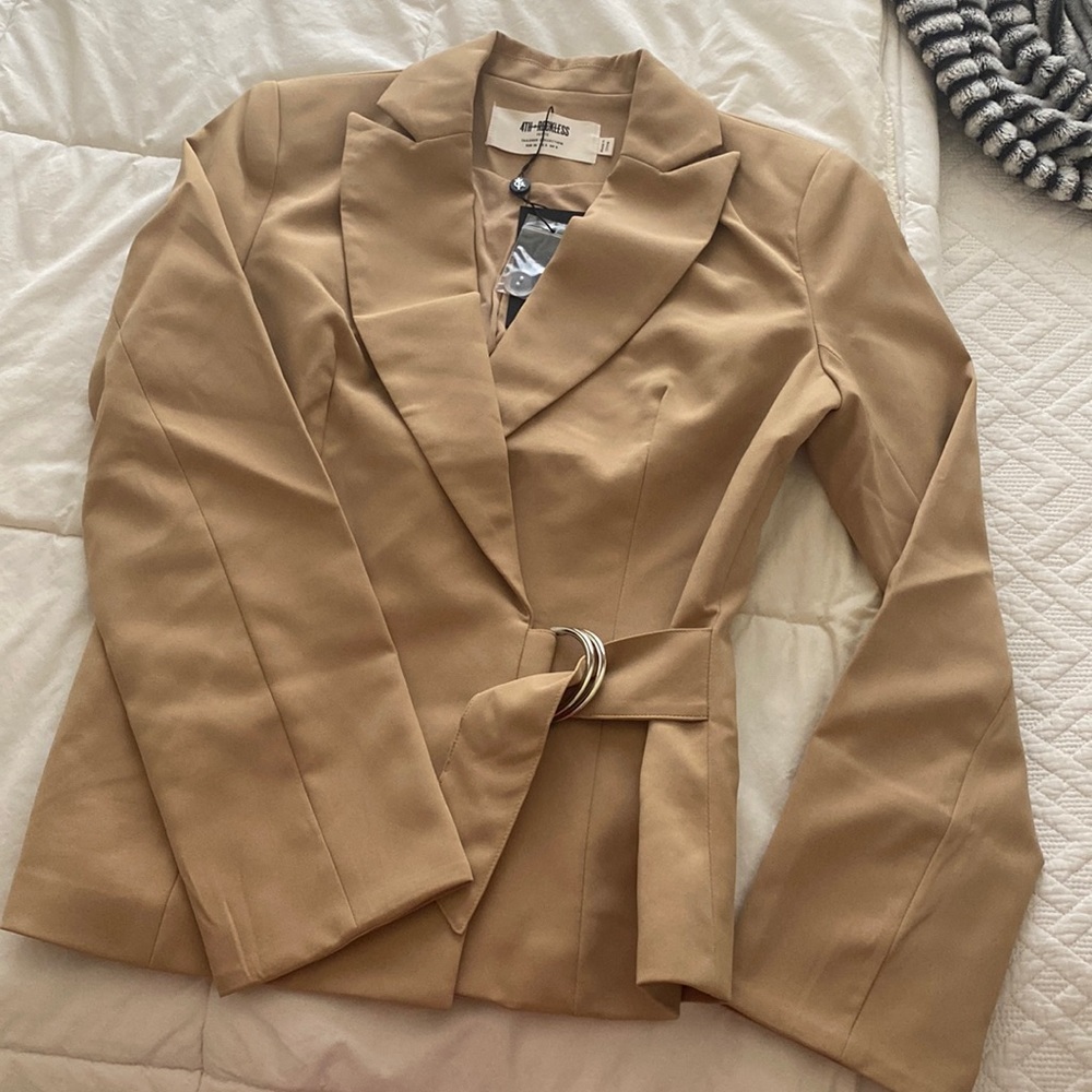 NWT beige blazer